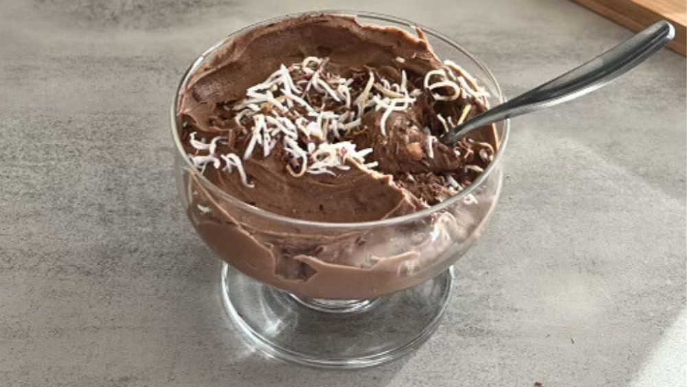 4-Ingredient Chocolate Mousse ft. 4MB