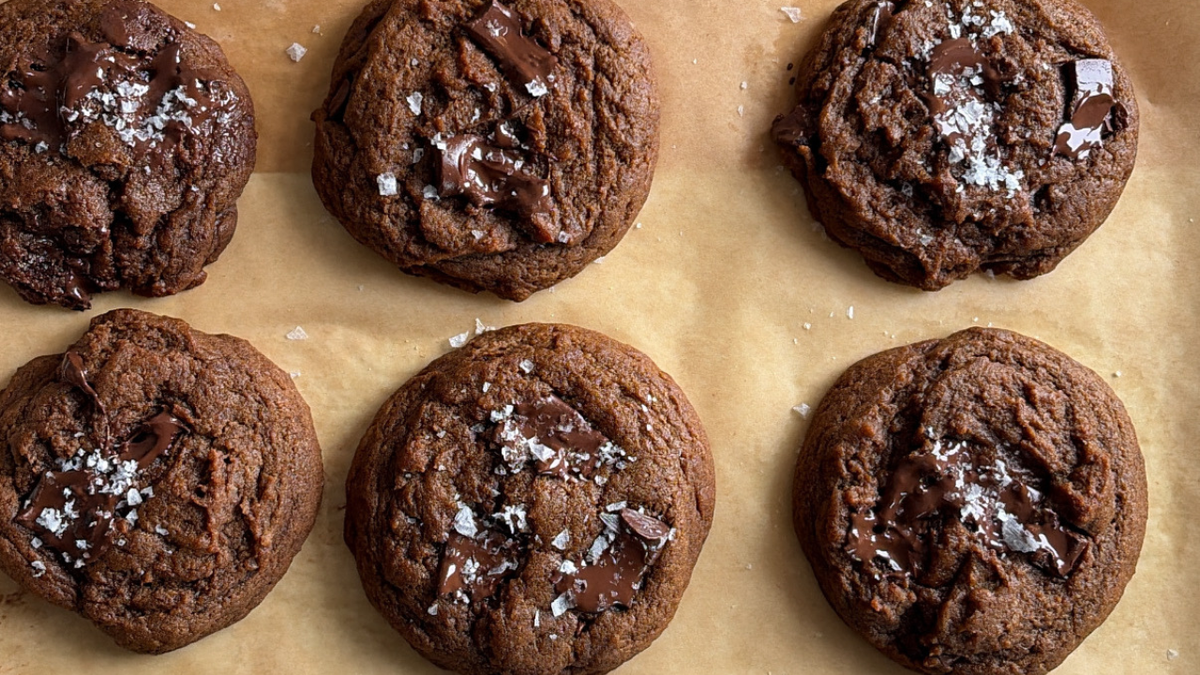 Pumpkin Spice Chocolate Chip Cookies ft. 3MB