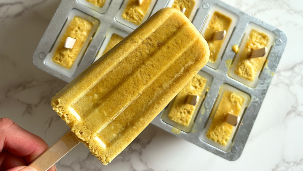 Homemade Lemon Popsicles with a Superfood Twist